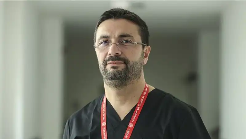 Prof. Dr. Serkan Topaloğlu: Bilim Dünyasının Parlayan Yıldızlarından Biri