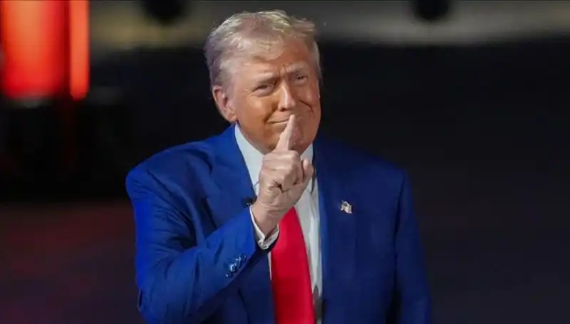 Trump'ın Wall Street Journal Kararı: Epstein Mektubu ve Medya İlişkileri Üzerine Yeni Gelişmeler