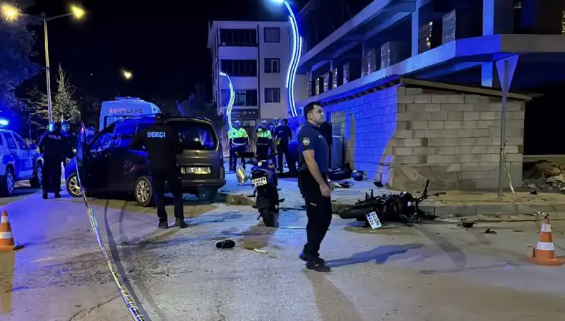 Motosiklet Kazasında İki Kişi Hayatını Kaybetti